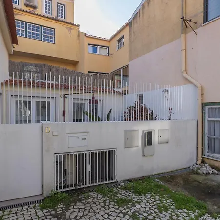 펜션 Modern & Hidden By Lovelystay 리스본