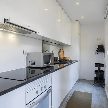 Modern & Hidden By Lovelystay Holiday home Lisbon