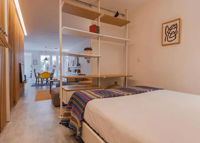 Modern & Hidden By Lovelystay