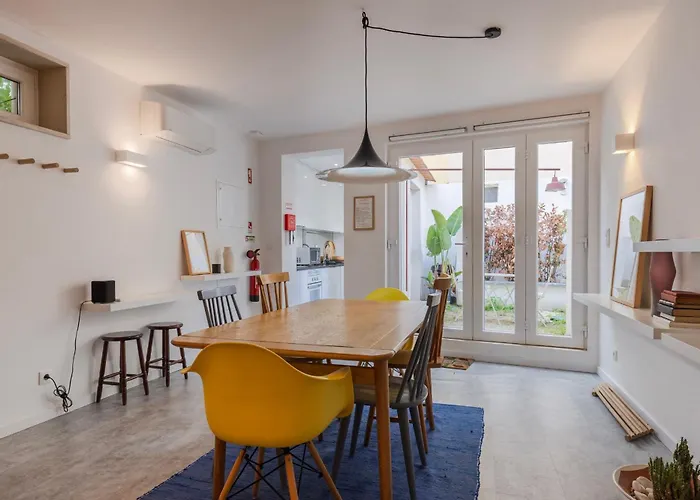 Modern & Hidden By Lovelystay Лиссабон