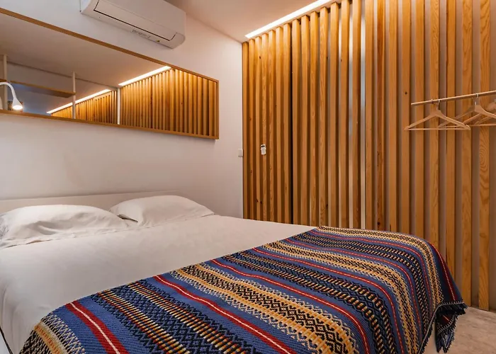 Modern & Hidden By Lovelystay Лиссабон